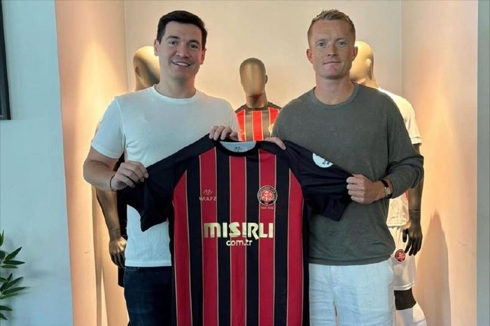 再就业！大连人旧将拉尔森加盟土超卡拉居姆吕克！