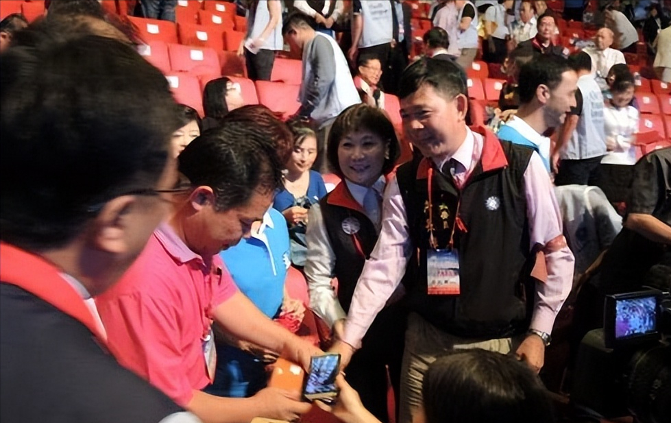 赖清德担心的事发生，郑丽文收到好消息，启程访陆将迎来倒计时？