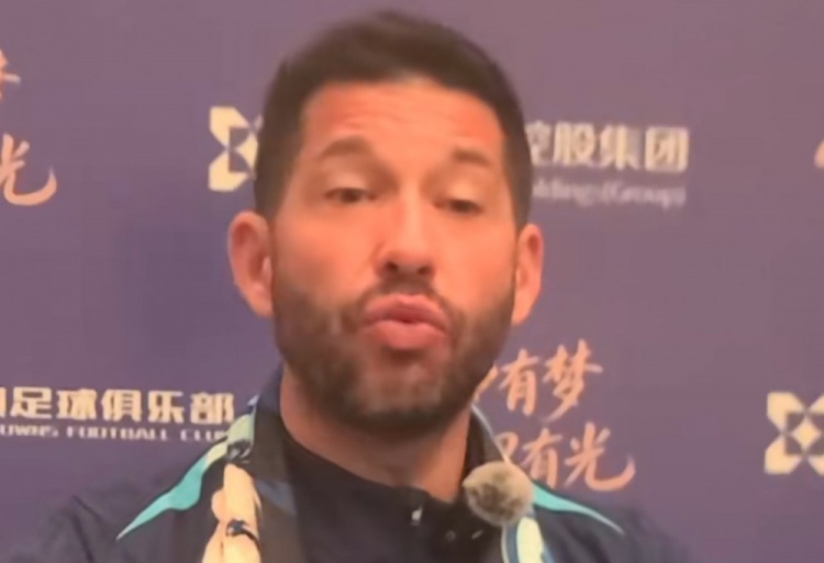 pp电子模拟器-三镇新帅莫拉：球员只分好的和不好的，我不会在意他们的年龄