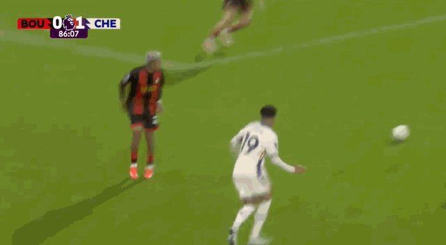 pp电子-【英超】桑切斯扑点恩昆库绝杀，切尔西1比0客胜樱桃