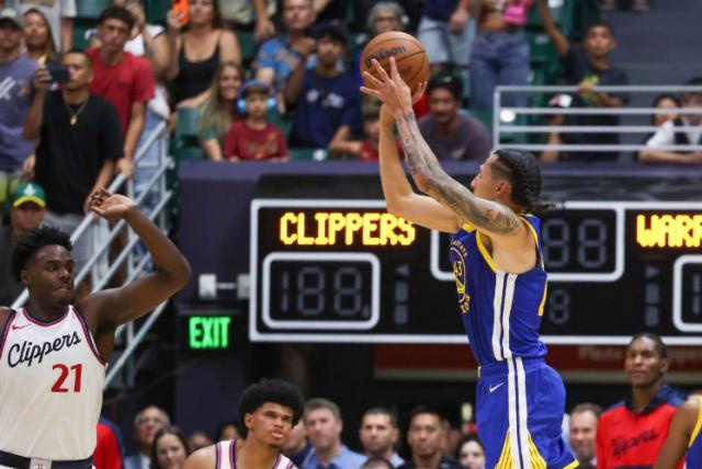 pp电子模拟器-压哨绝杀！勇士新援抢戏：三分7中5，库里开心庆祝